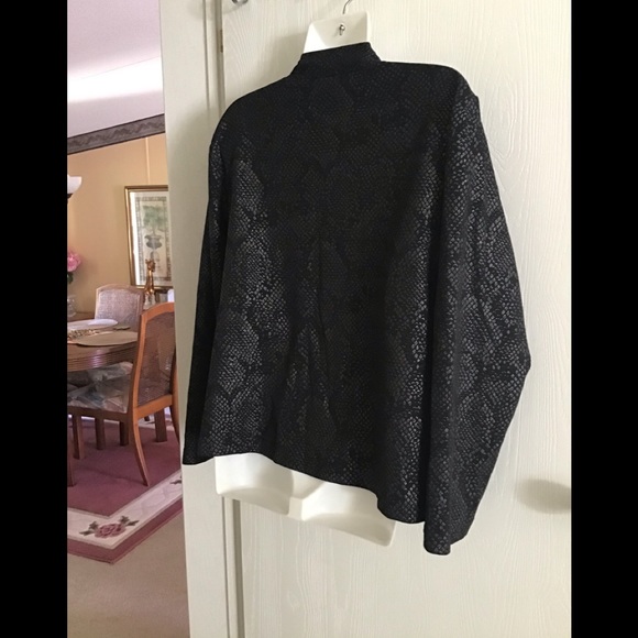 Bon worth Jacket snake pattern black silver size Small/P great for Holid… - Picture 2 of 8
